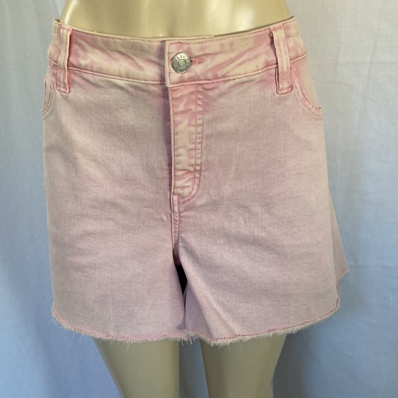 AVA & VIV Jeans MIDI Shorts Women’s Plus Size 18W Pink Tie Dye Frayed Hems NWOT - Picture 2 of 6